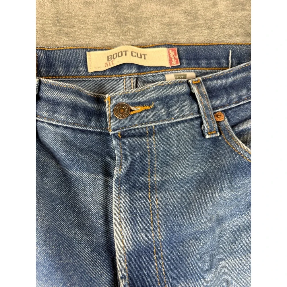 Levis lot pairs